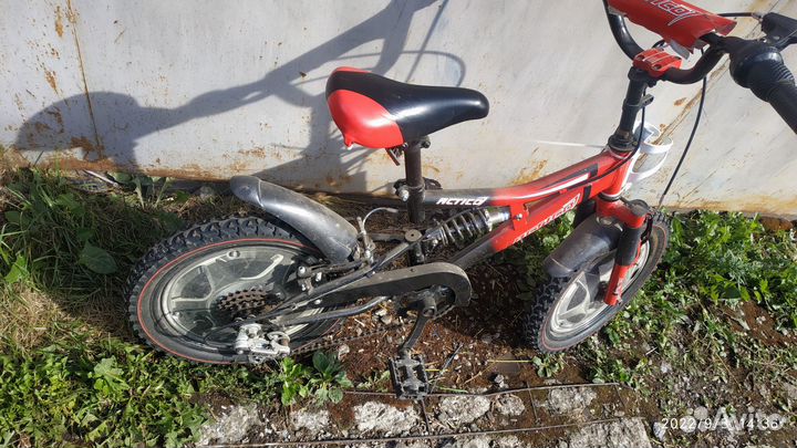 Детский велосипед 16