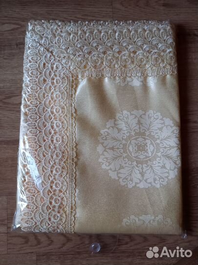 Скатерть новая 150х220 см