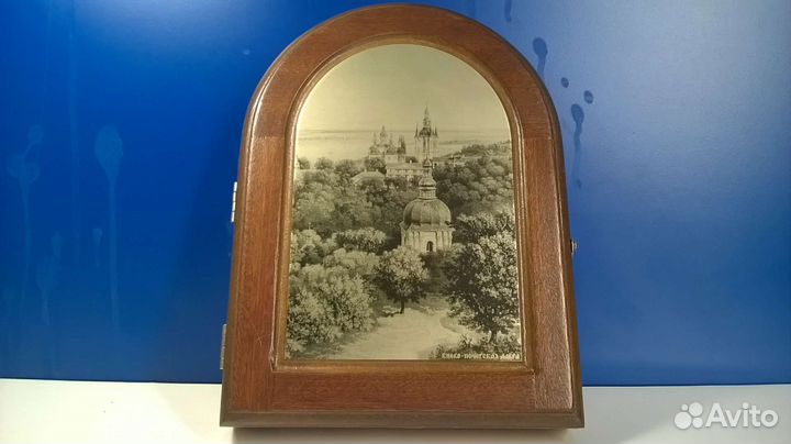 Ключница настенная