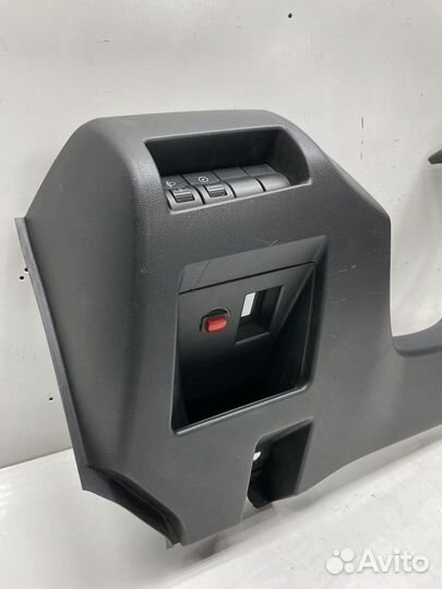 Накладка торпеды подрулевая Mazda 3 BK