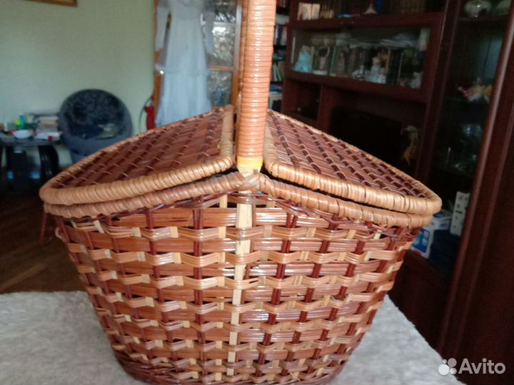 Корзина плетеная, ротанг