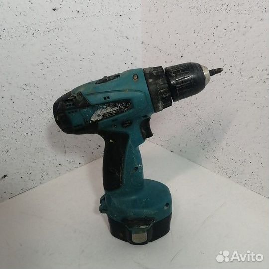 Дрель-шуруповерт Makita 6281dwpe (П)