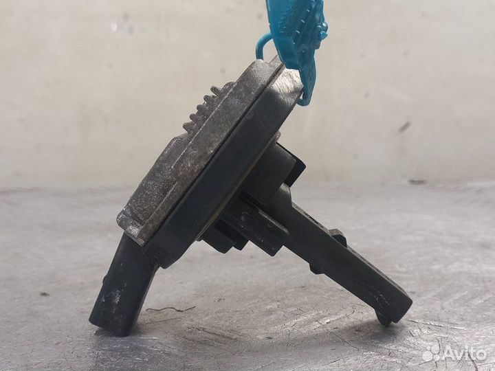 Датчик уровня масла Skoda Rapid