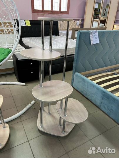 Подставка под цветы 