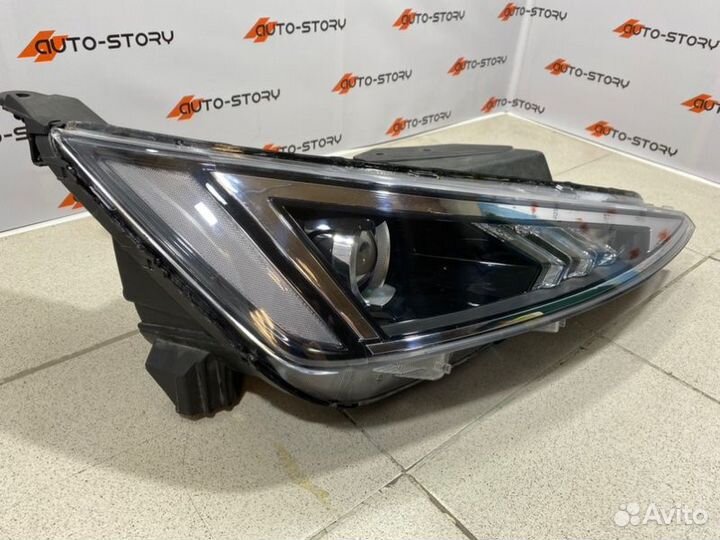 Фара правая Hyundai Elantra 6