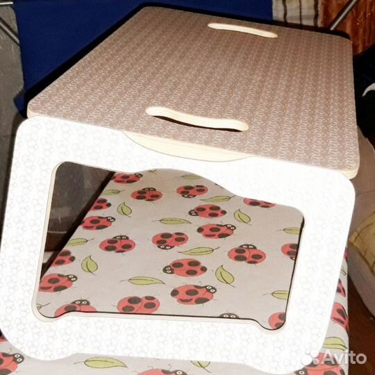 Столик переносной для ноутбука