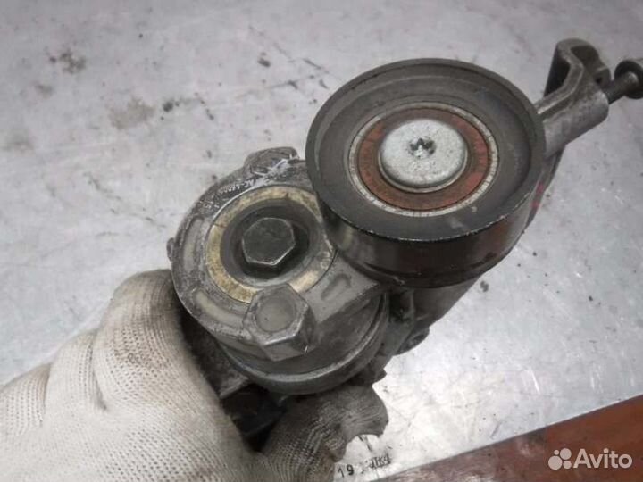 Кронштейн генератора Renault Megane K4M 2005