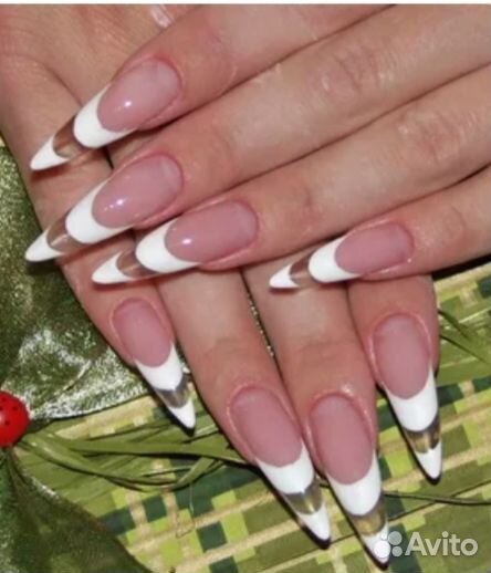 Наращивание ногтей, выкладной френч