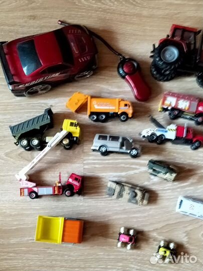 Машинки игрушки