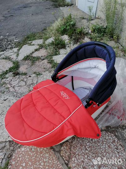 Детская коляска