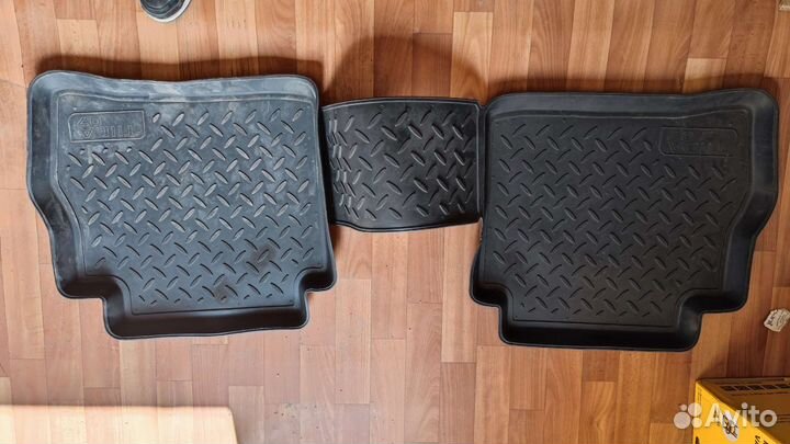 Коврики на задний ряд сидений tiida