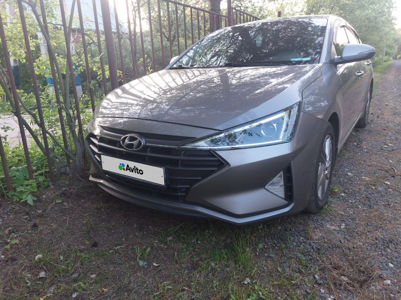 Hyundai Elantra: фото владельца