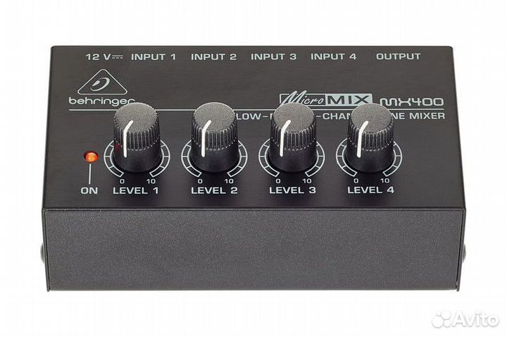 Микшерный пульт Behringer MX400