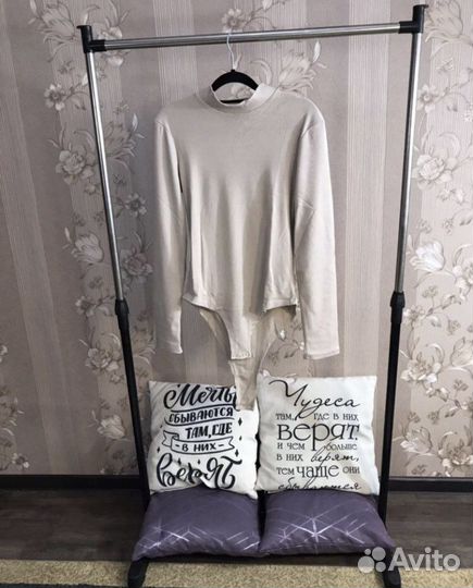 Боди с воротником