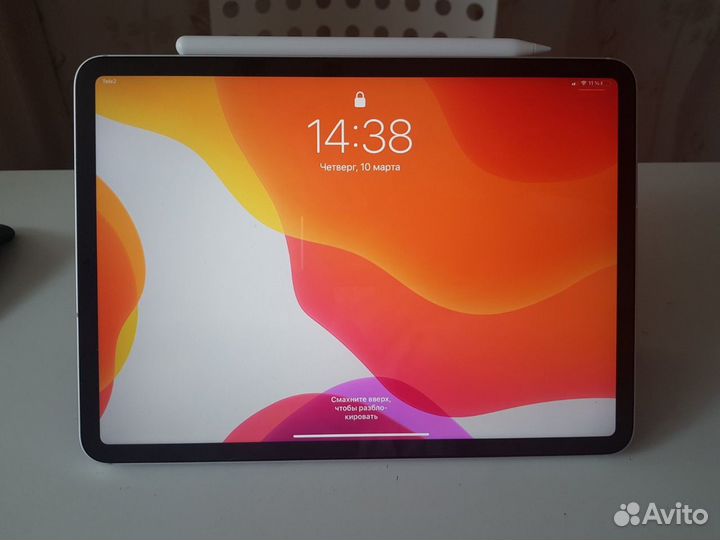 Планшет Apple iPad Pro 11