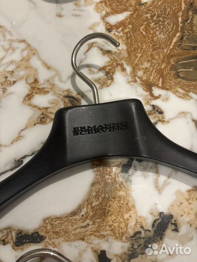 Вешалки плечики