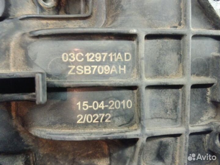 Коллектор впускной Volkswagen Golf 6 caxa 1.4 2010