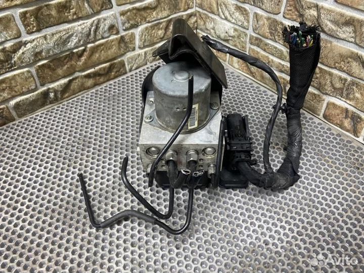 Блок управления тормозами/насос ABS Jeep Grand Che