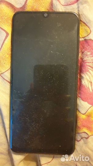 Samsung Galaxy A50, 4/64 ГБ