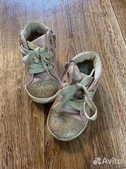 Полуботинки