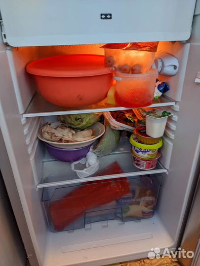 Холодильник Fairline ftw85