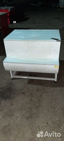 Стол из нержавеющей стали