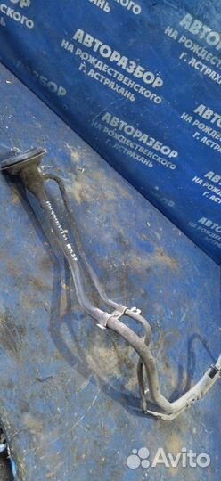 Заливная горловина бензобака Infiniti Fx37