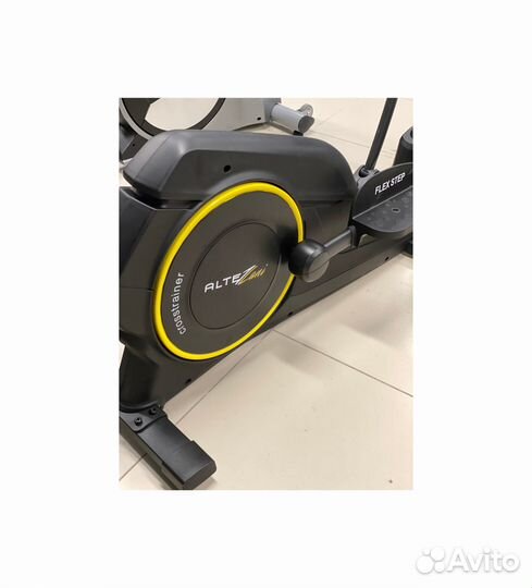 Эллиптический тренажёр Altezani E 140
