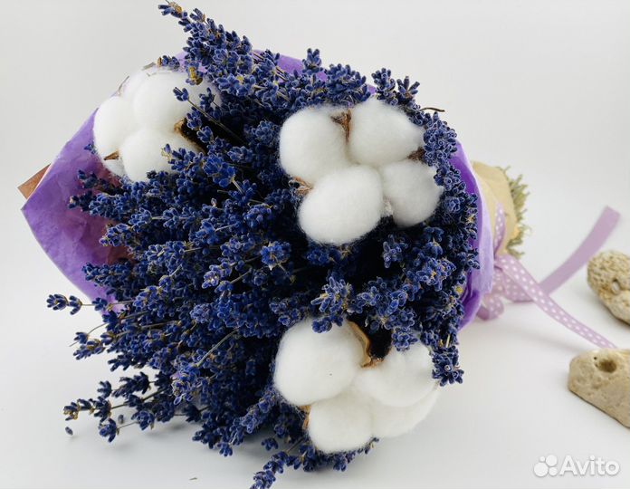 Букет из лаванды с хлопком