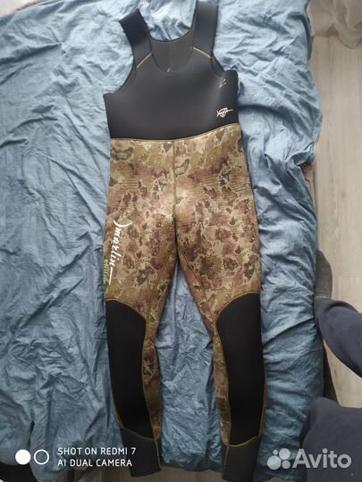 Неопреновый костюм мужской