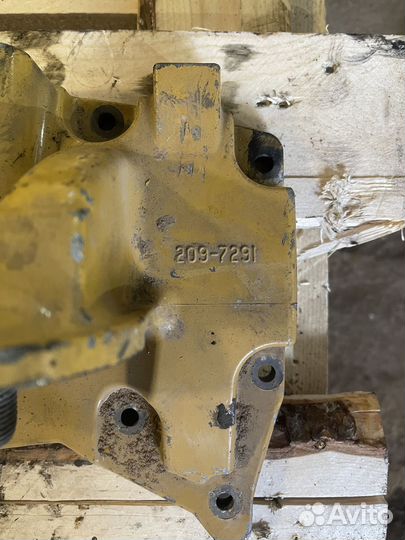 База фильтра бу 213-2411 (CAT С-9)