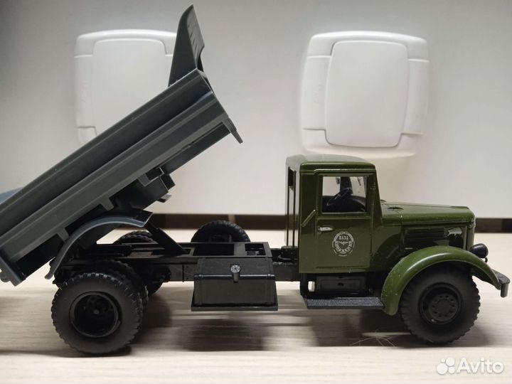 Модель маз-205 Масштаб 1:43