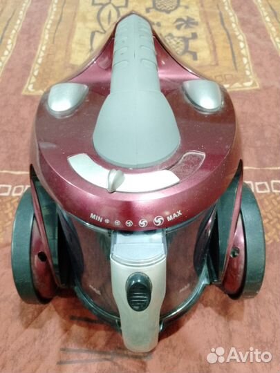 Пылесос Elenberg Cyclone VC-2040