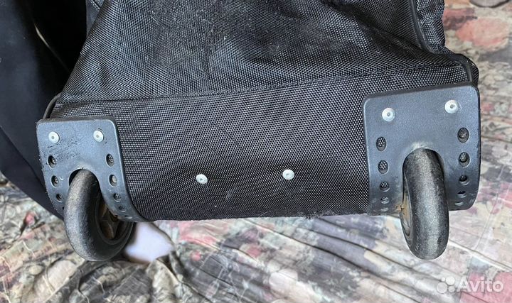 Хоккейный баул на колесах