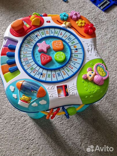 Развивающий стол