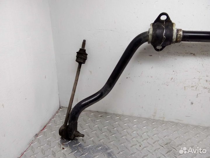 Стабилизатор передний Land Rover Discovery 4 LA