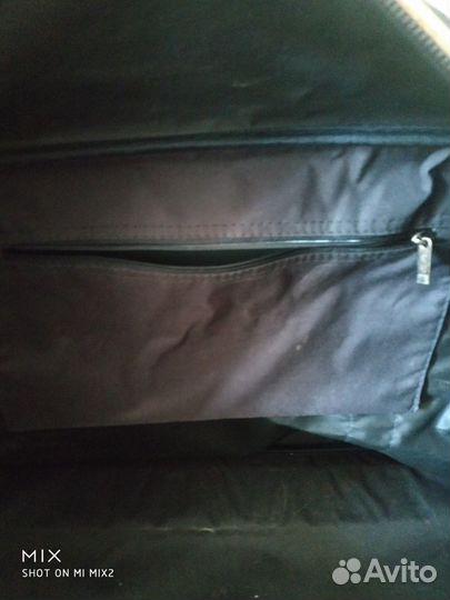 Большая дорожная сумка на колесах