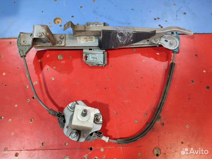 Продается стекло задней двери от Лада Гранта