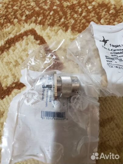 Telegartner J01020A0032 N типа есть много