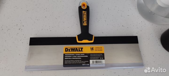 Шпатель dewalt 350мм