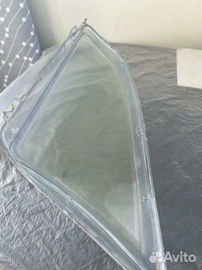 Стекло на фару focus 2