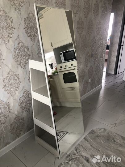 Зеркало напольное