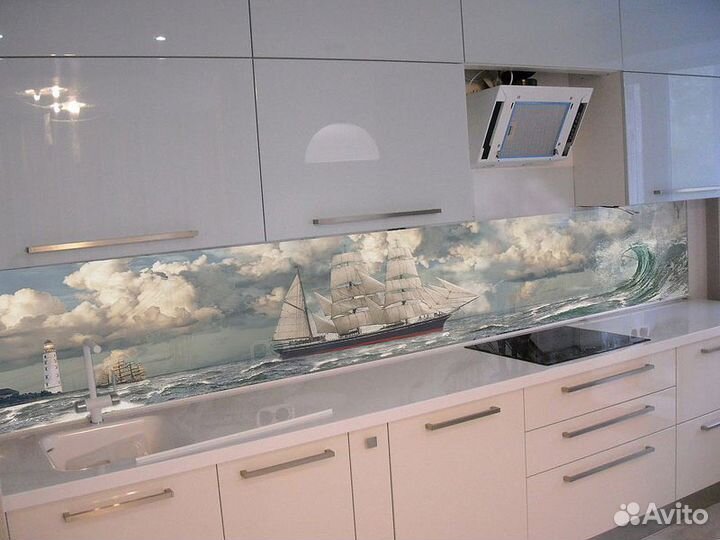 Стеклянный фартук под ключ