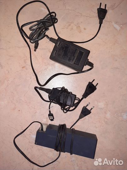 Адаптер, блок питания, зарядка для телефона б/у