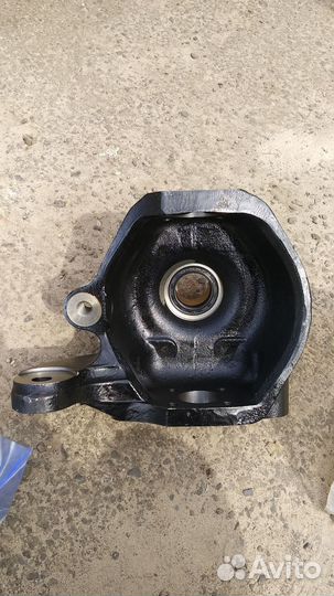 Поворотный кулак 17245883 для Volvo BL 61/71