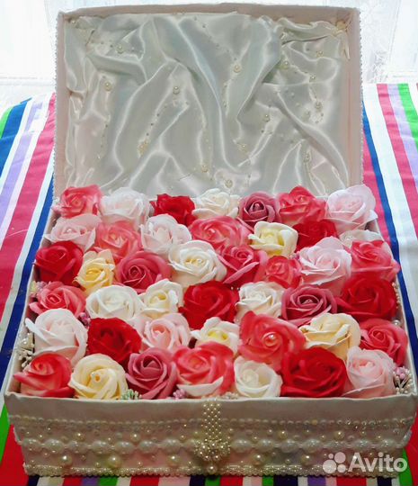 Букеты из мыльных роз композиции и одинарные