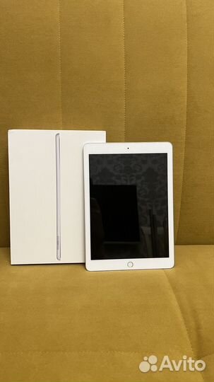 iPad 6th generation 32Gb Wi-Fi