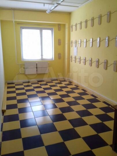 Торговая площадь, 18 м²