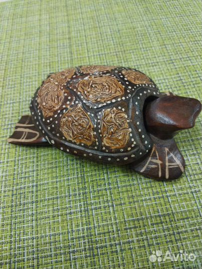 Подсвечник Черепаха дерево ручная работа