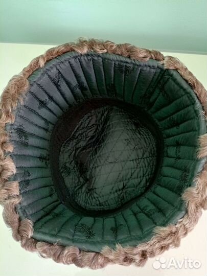 Шапка из каракуля новая